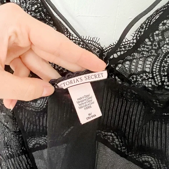 Victoria’s Secret Lace and Mesh Lingerie Teddy - Picture 3 of 3